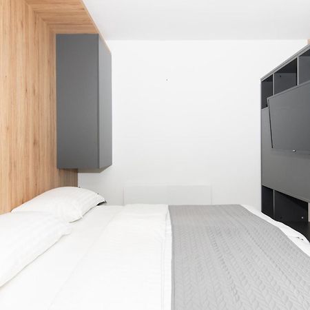 בפורטורוז Forgotten Garden Apartments מראה חיצוני תמונה