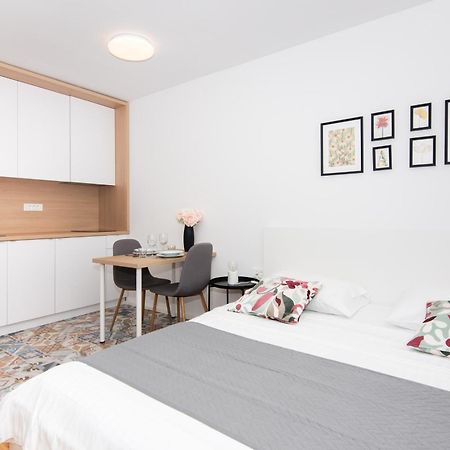 בפורטורוז Forgotten Garden Apartments מראה חיצוני תמונה